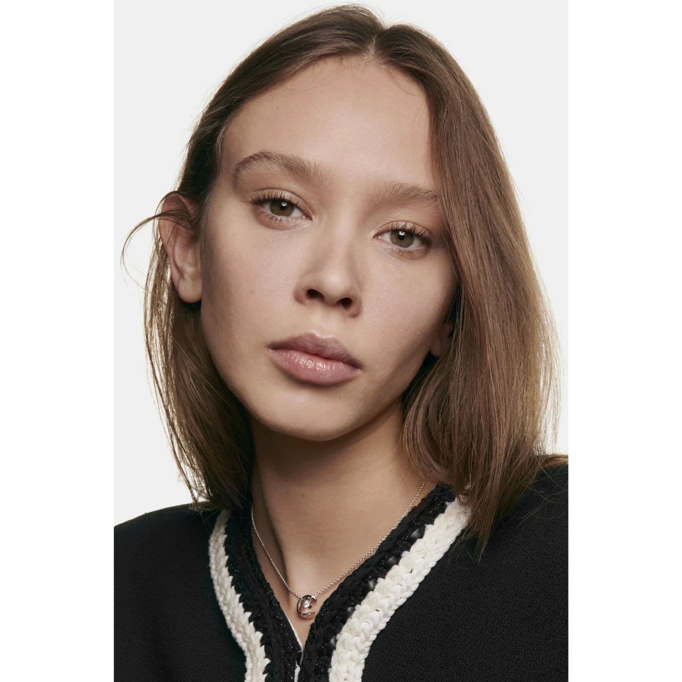 Увлажняющий тональный флюид-тинт CHANEL Les Beiges Eau De Teint, 30мл. Оттенок - Medium 3