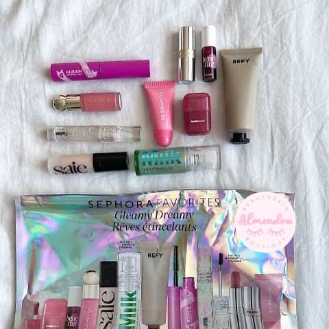 SEPHORA FAVORITES Набор косметики  Gleamy Dreamy Makeup Value Set 3