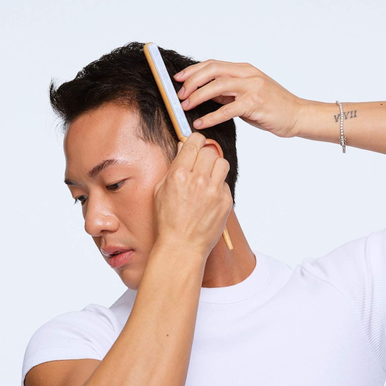 Emi Jay Styling Hair Brush in Blue Sugar, щетка для укладки волос, универсальный инструмент для укладки, 25,5 см 2