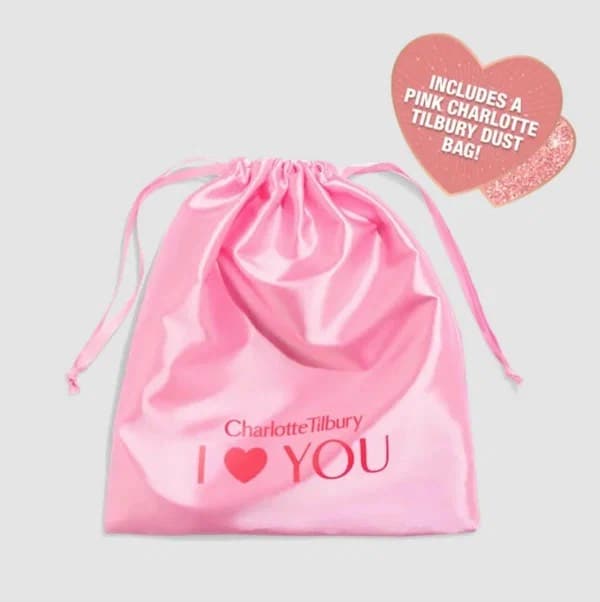 Лимитированная косметичка L.O.V.E. BAG LIMITED EDITION RED 4