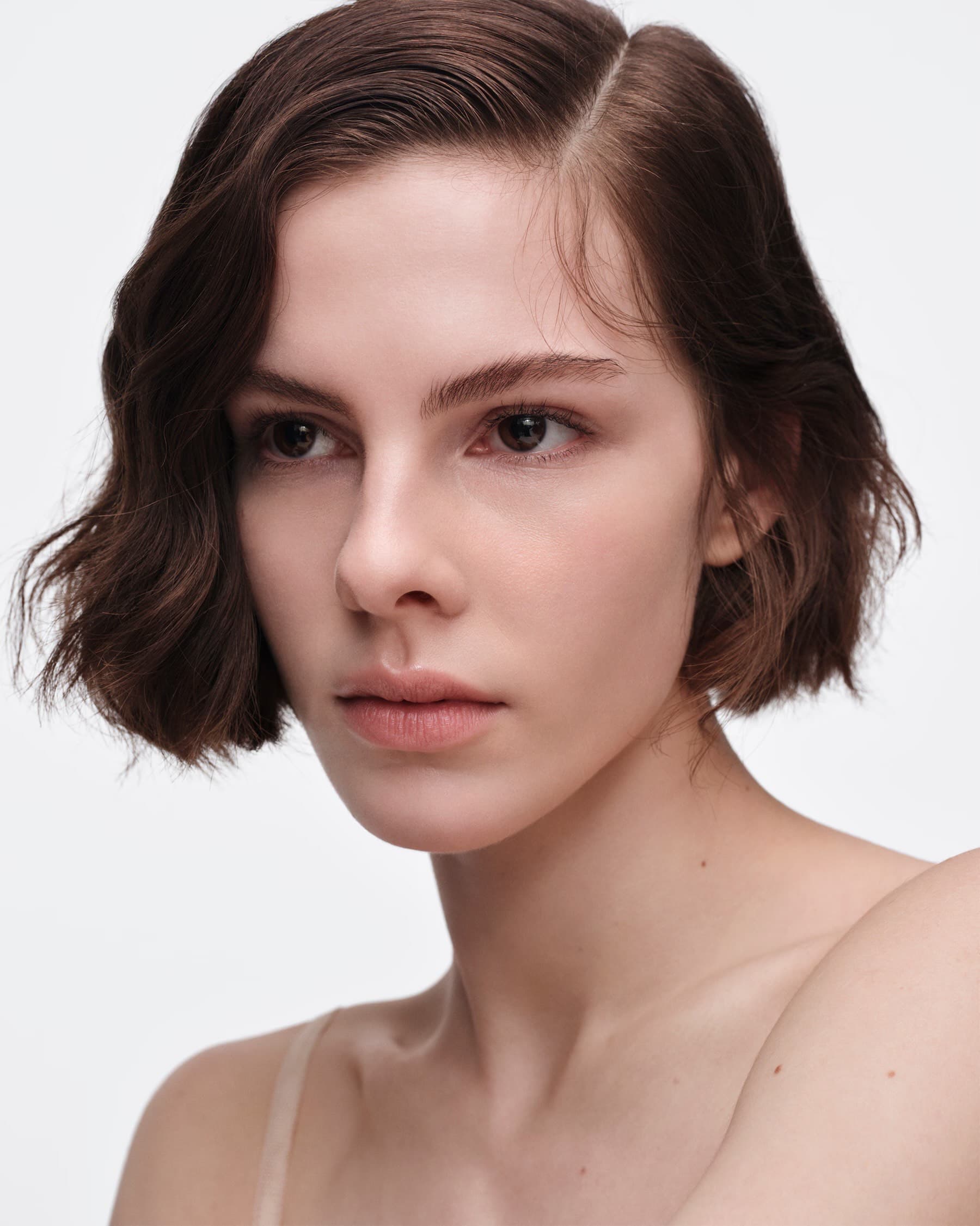 Prada beauty Gift Set (помада В02, 1,3 гр + кушон LC5) 3