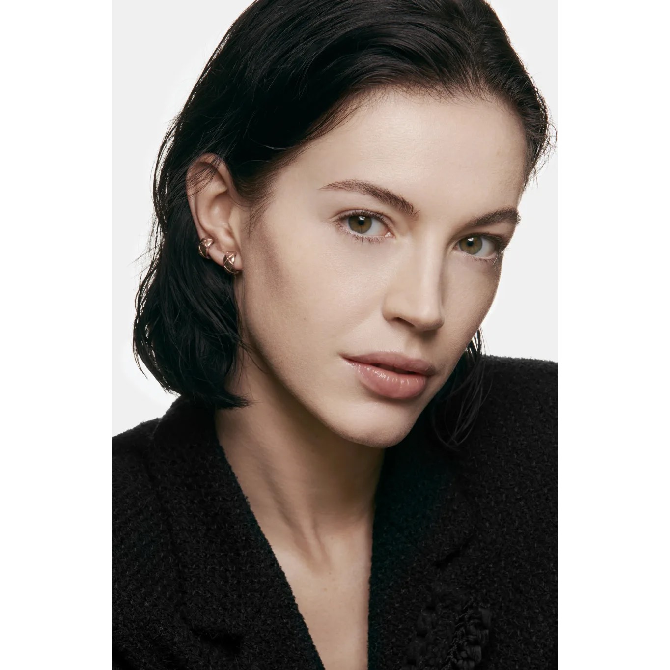 Chanel Les Beiges Water Fresh Complexion  Освежающий тональный флюид-тинт. B10 2