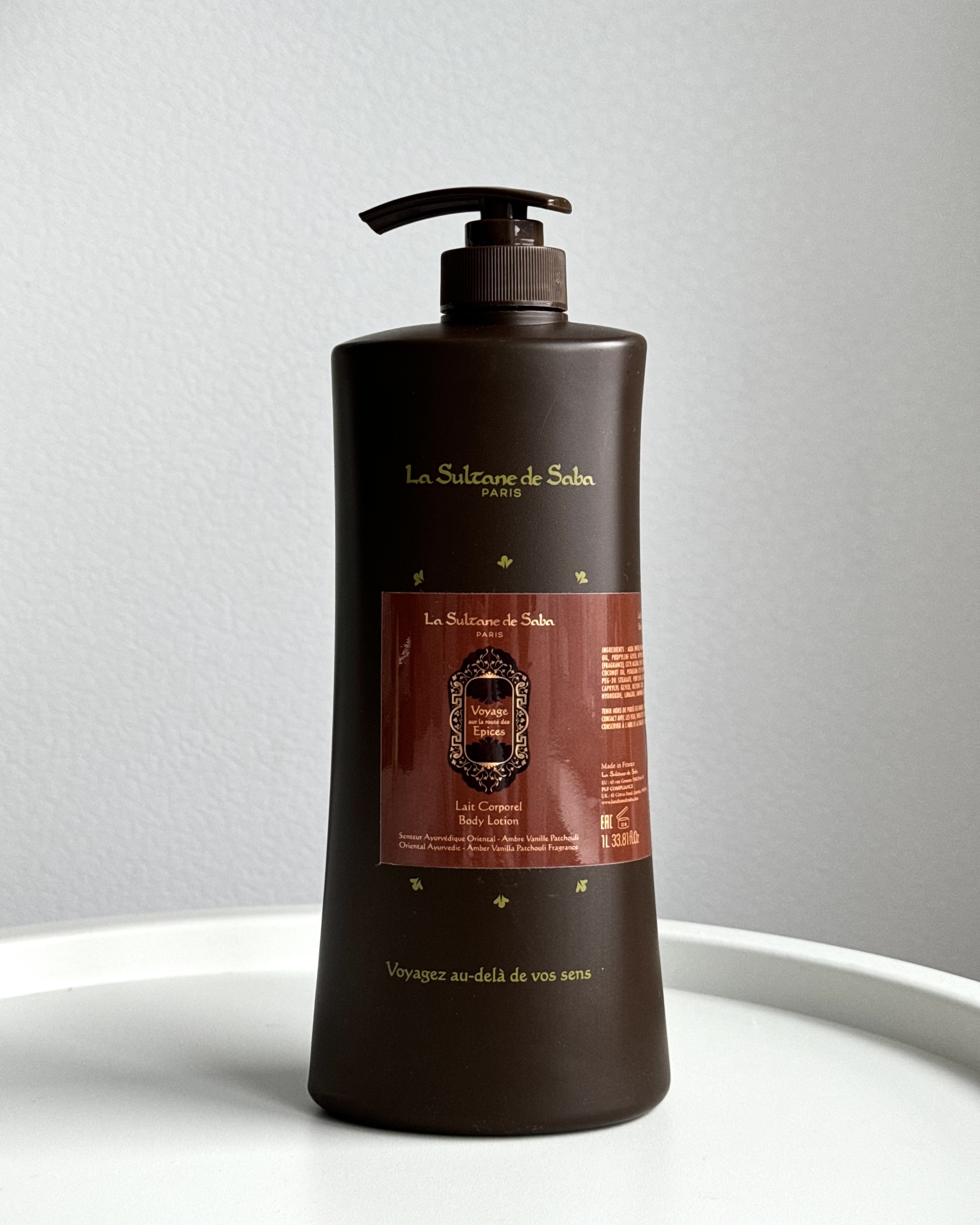 BODY LOTION AYURVEDIC AMBER VANILLA PATCHOULI Молочко для тела аюрведа 1000мл 2