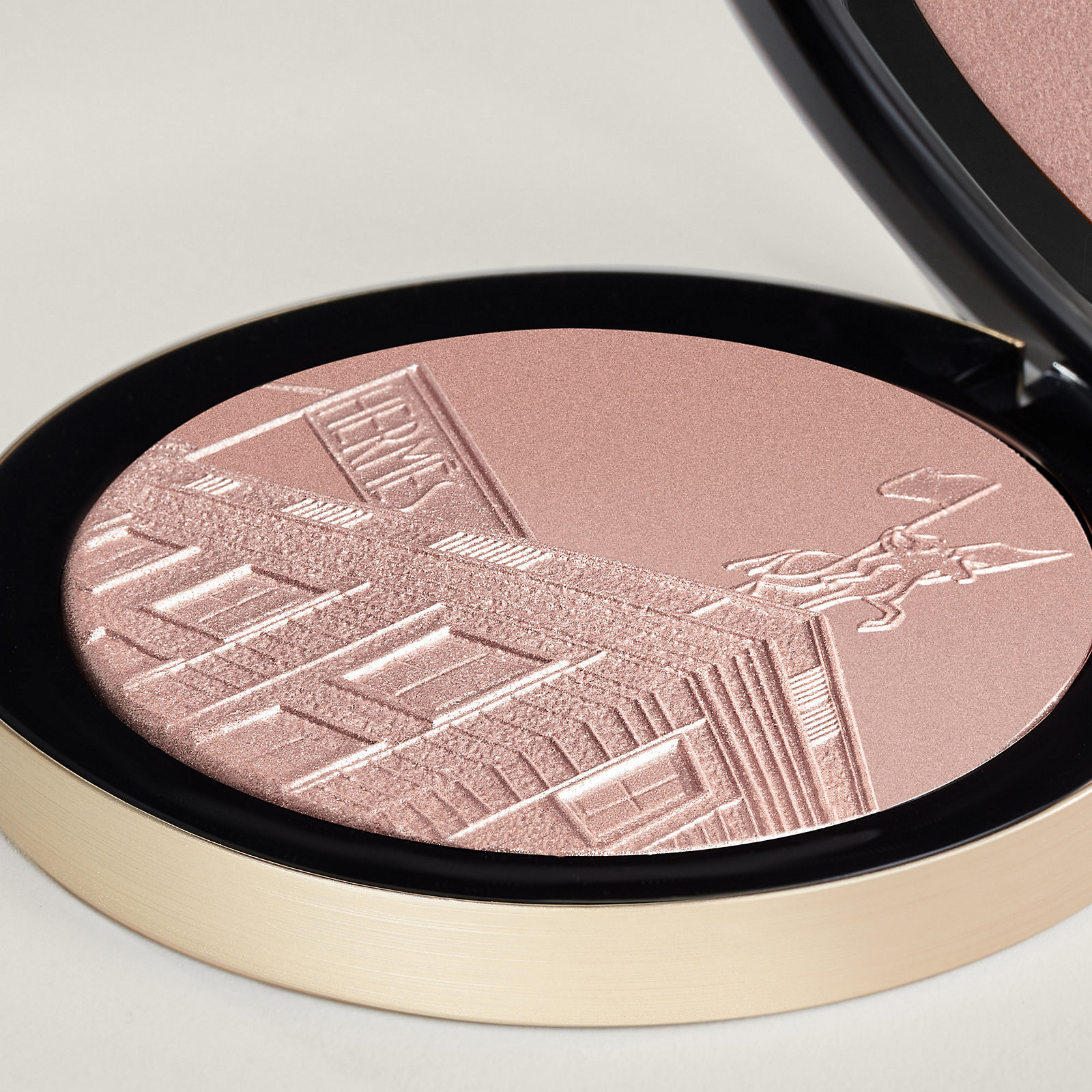 HERMES Подсвеичвающая пудра Plein Air 24 Faubourg Face and Eye Illuminating Powder Limited Edition, оттенок or rose 2