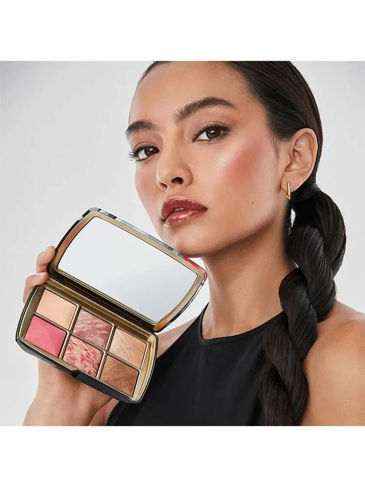 Палитра для лица Hourglass Ambient Lighting Palette 2025 - UNLOCKED HORSE 3