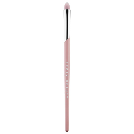 Кисть Fenty Beauty Precise Definition EyeshadowBrush 220