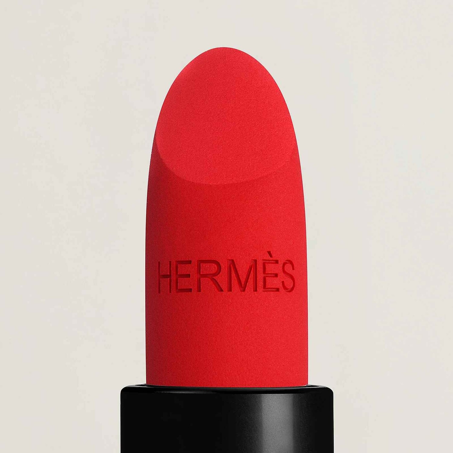 HERMES Матовая губная помада Hermès Rouge Matte 3,5 г, тон 64 Rouge Casaque 2
