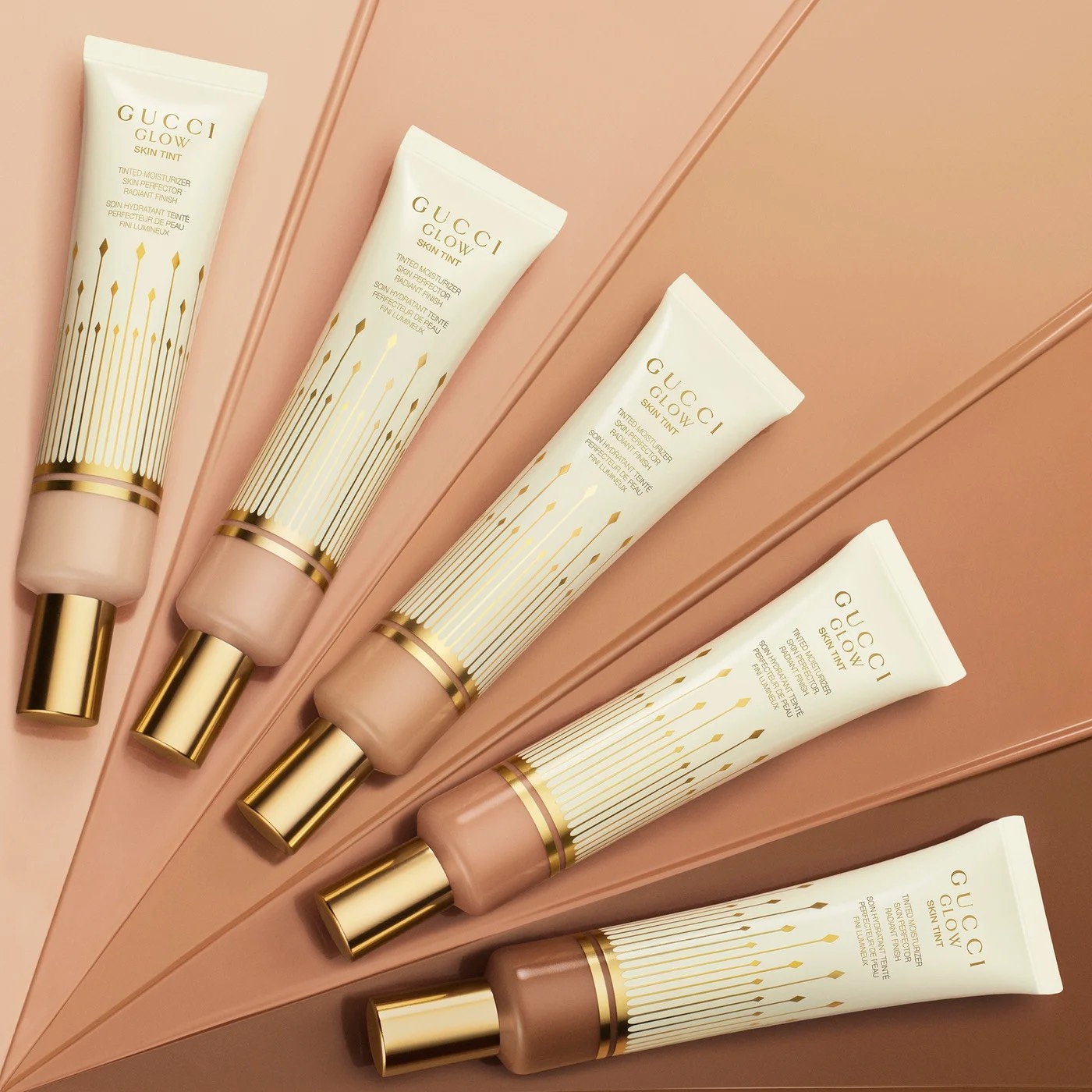 GUCCI Тональный тинт Glow Skin Tint, 22 - FAIR MEDIUM 6