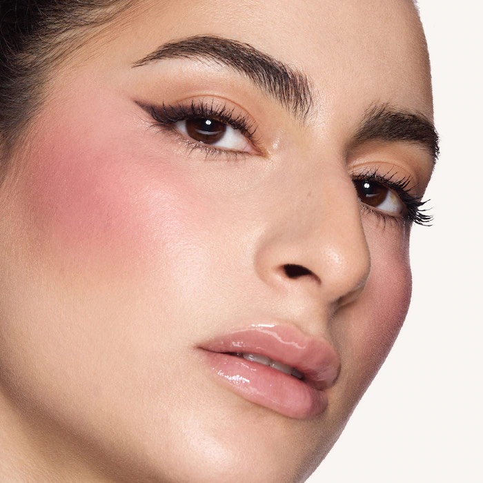HUDA BEAUTY Набор для макияжа щёк и губ Berries and Cream Cheek and Lip Duo 3
