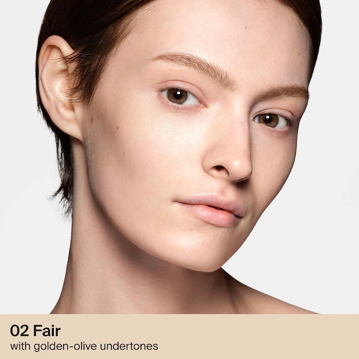 HAUS LABS BY LADY GAGA Увлажняющий и противоотечный консилер Triclone Skin Tech, 02 Fair Golden, 7мл 3