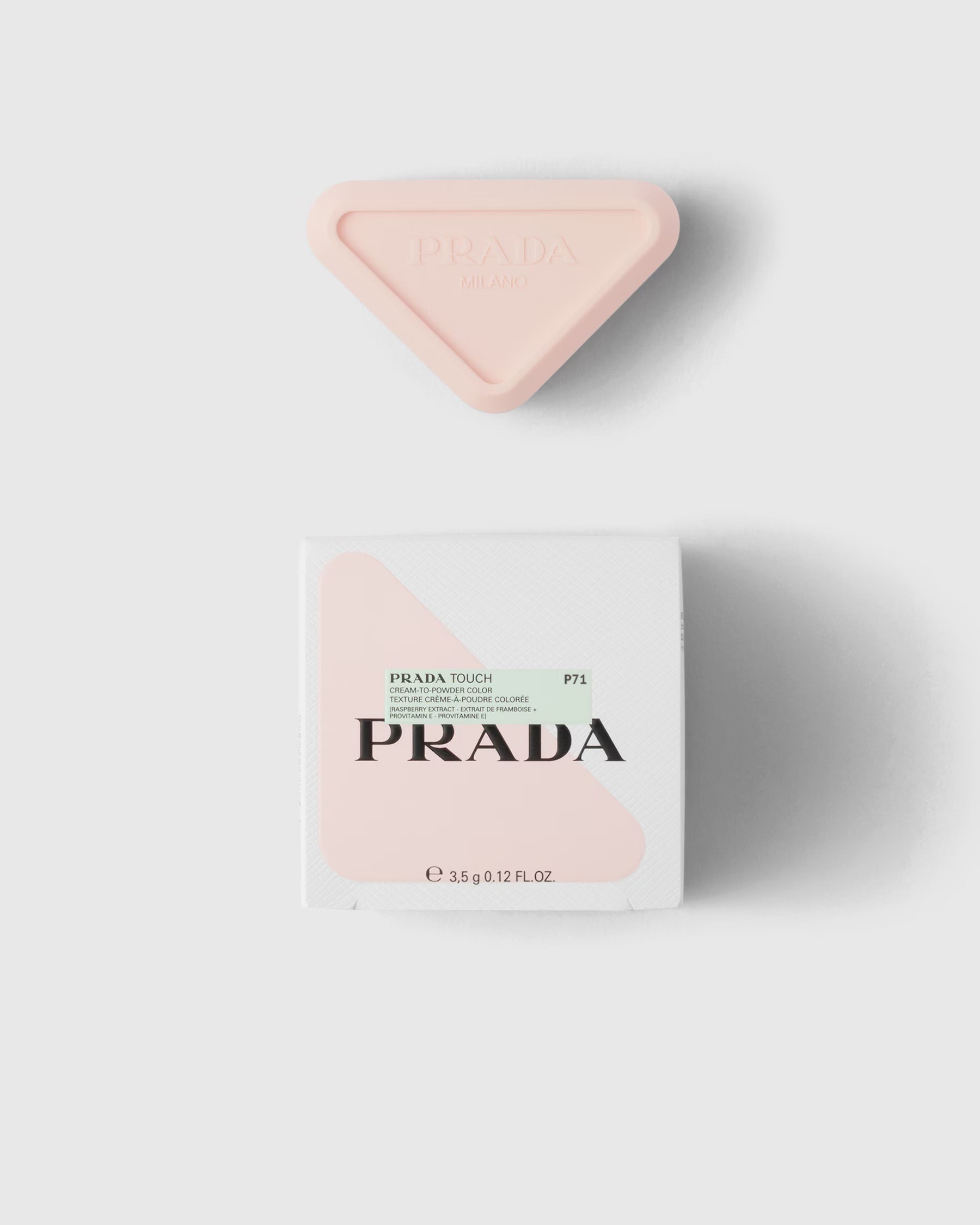 Prada румяна  Touch Cream to Powder Blush  color в оттенке P71 Bow, 3,5гр 3