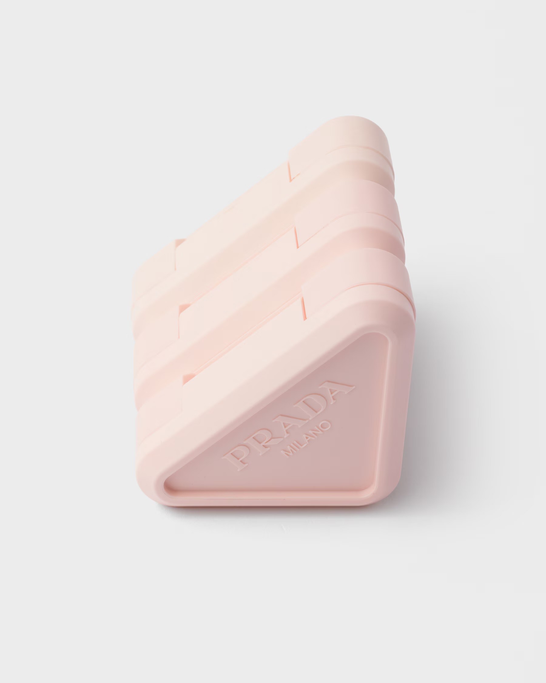 Prada румяна    Touch Cream to Powder Blush color в оттенке P76 Waterlily, 3,5 гр 4