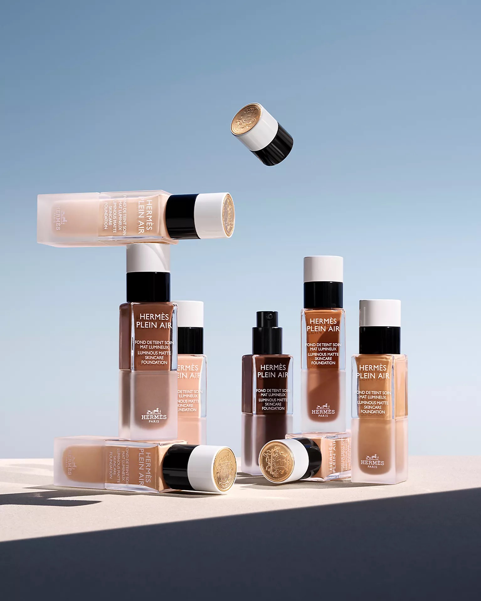 HERMÈS PLEIN AIR Тональный крем Luminous matte skincare foundation. 05C Nata 8