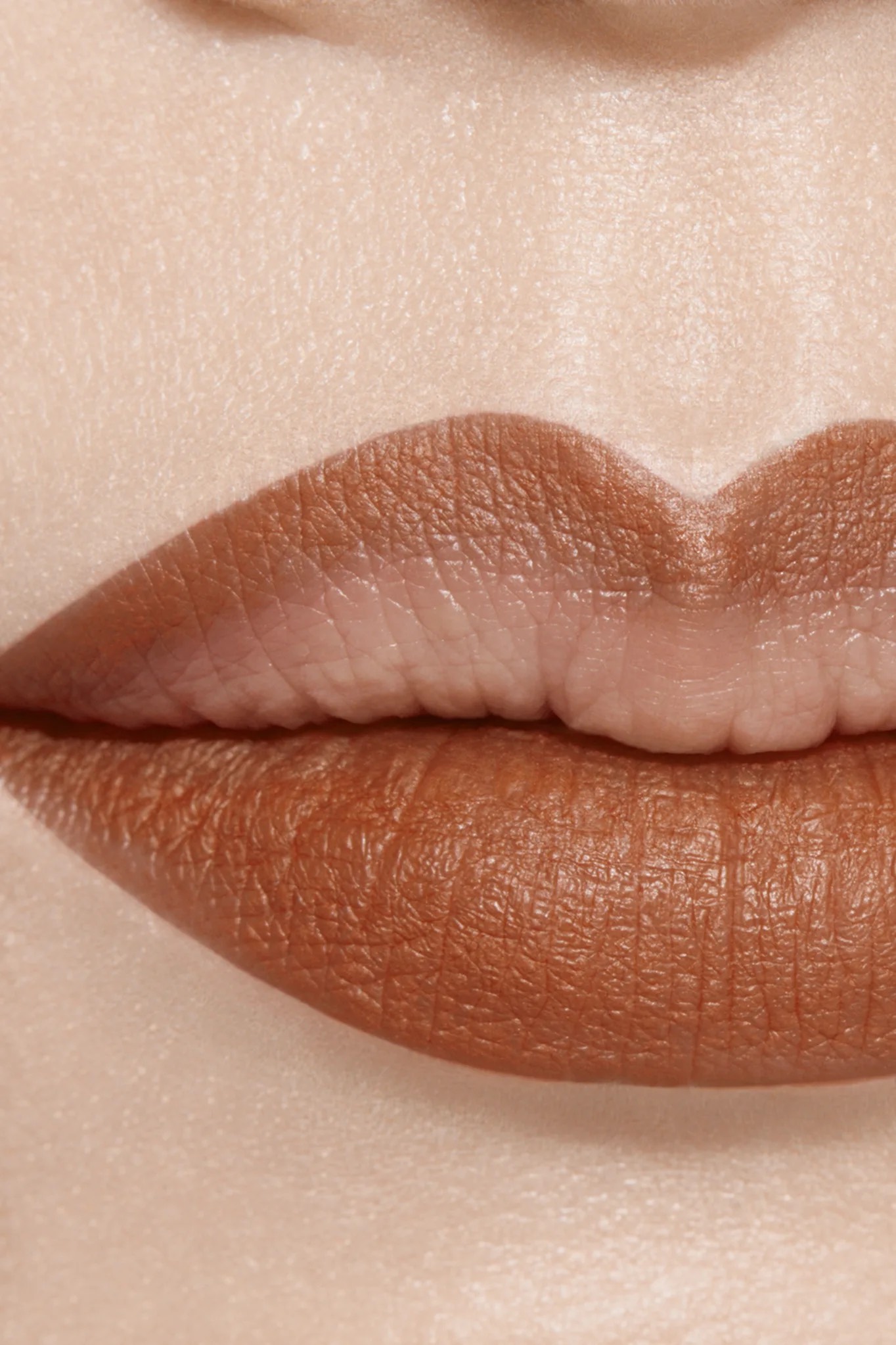 Chanel Карандаш для губ LE CRAYON À LÈVRES Long-lasting lip pencil, 202 BEIGE CAMEL 4