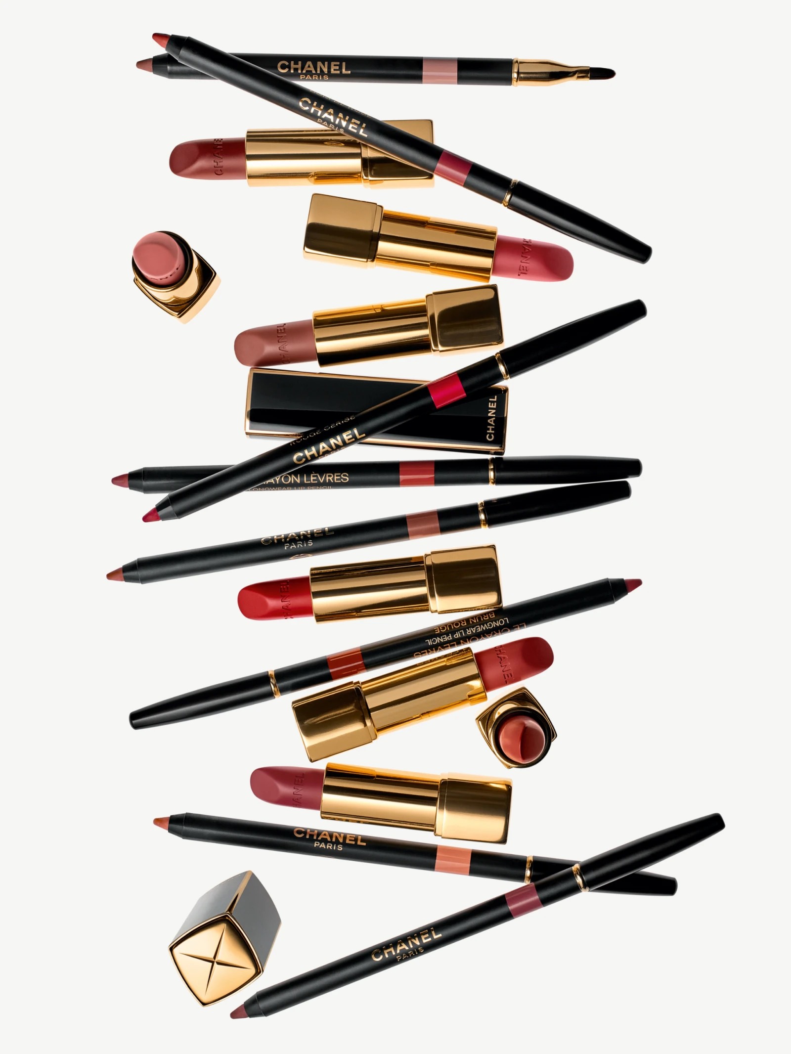 Chanel Карандаш для губ LE CRAYON À LÈVRES Long-lasting lip pencil, 202 BEIGE CAMEL 7