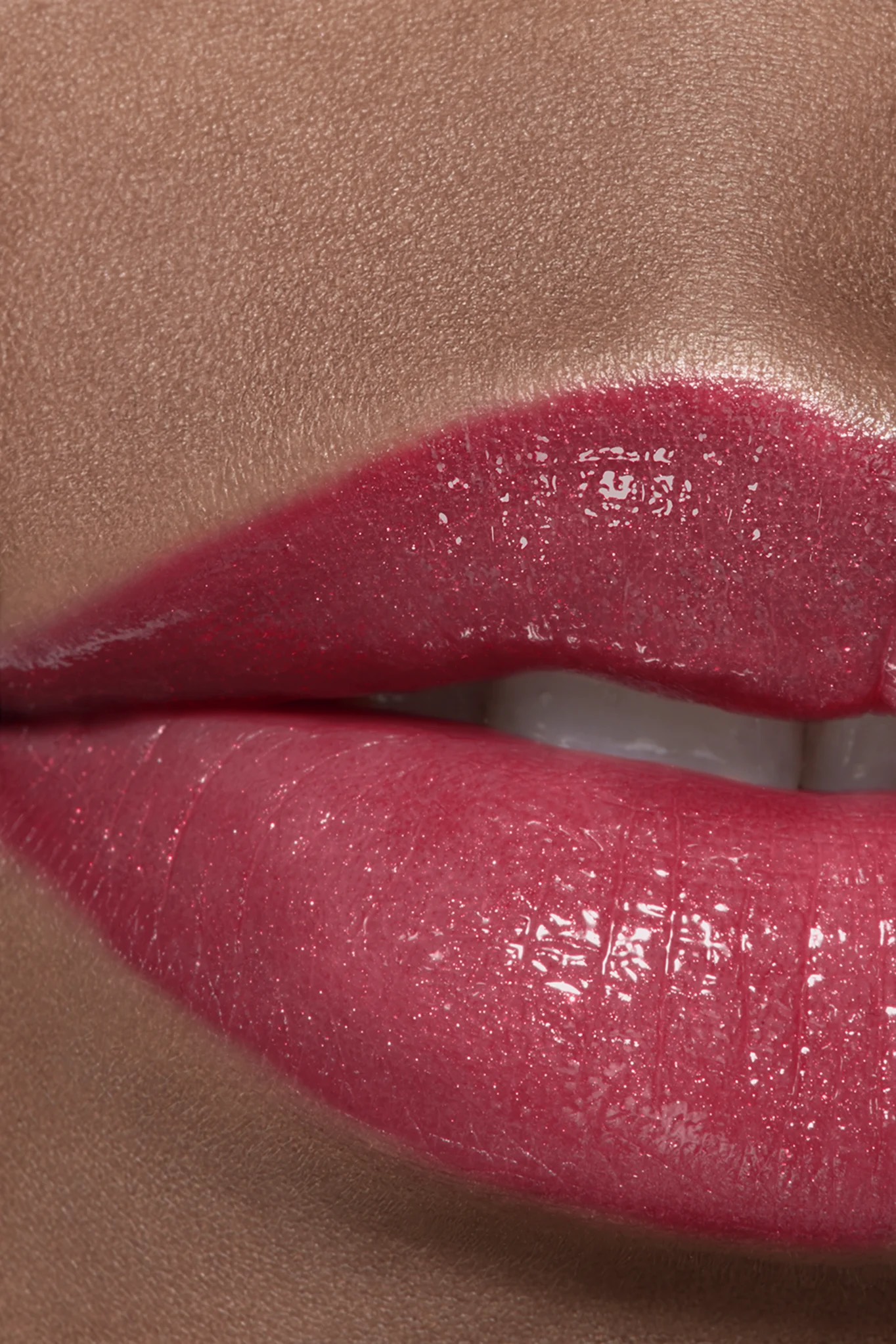 CHANEL ROUGE COCO BAUME SHINE Оттеночный бальзам для губ, 774 ELECTRIC VIBE 6