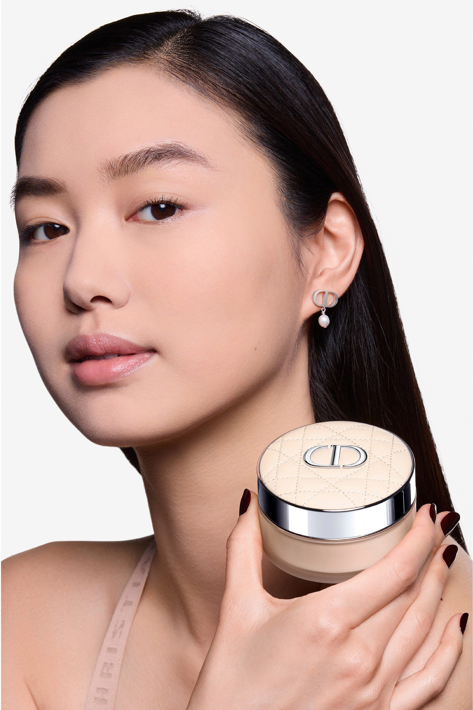 Dior Forever Рассыпчатая пудра матирующая Loose setting powder On Set Powder. 01 Fair 5
